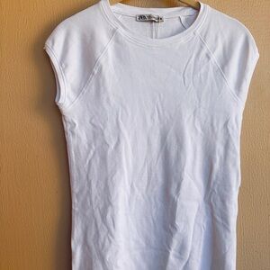Zara Women Classic White Knit Top Size M New